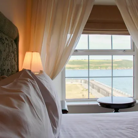 Walter Raleigh Hotel Youghal
